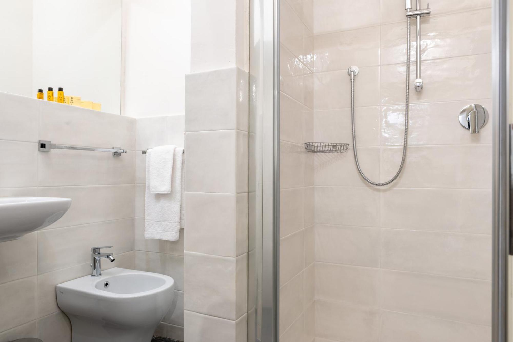 Bargello Apartment *